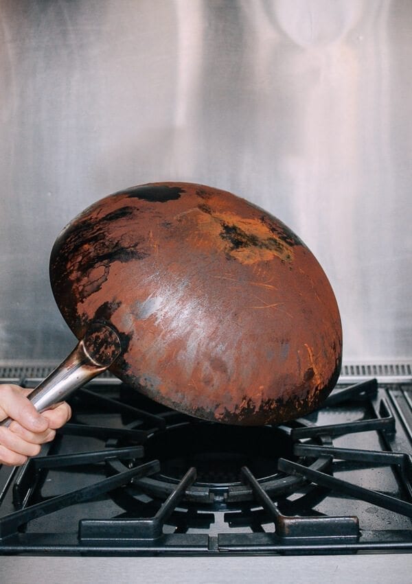 How to Revive a Rusty Wok
